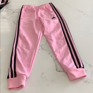 Adidas girls 6x jogging pants.